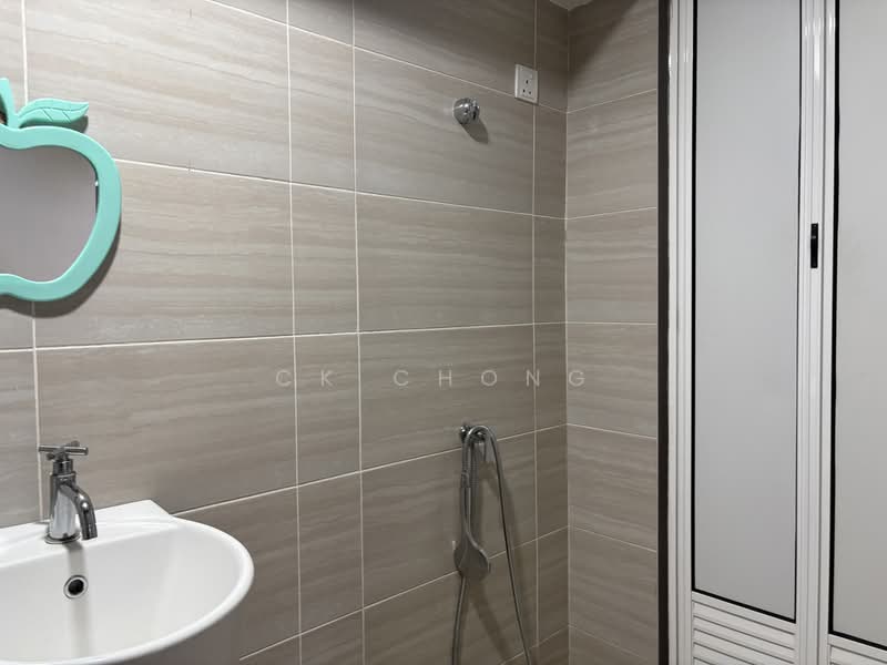 Office for Rent in Kampung Berembang (Ampang) - CK Chong - Bathroom - PropertyGuru.com.my