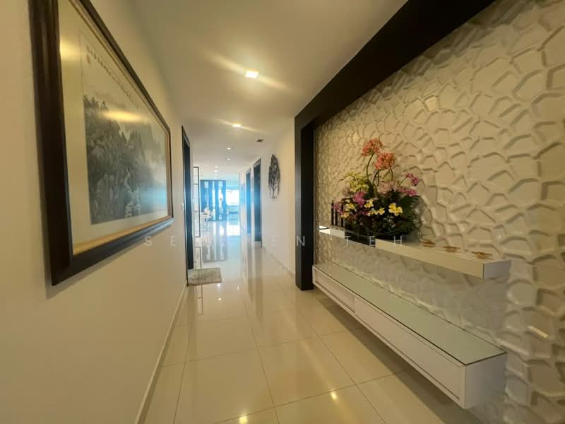 Kondominium untuk Dijual di Gurney Paragon - SERENEN TEH - Corridor - PropertyGuru.com.my