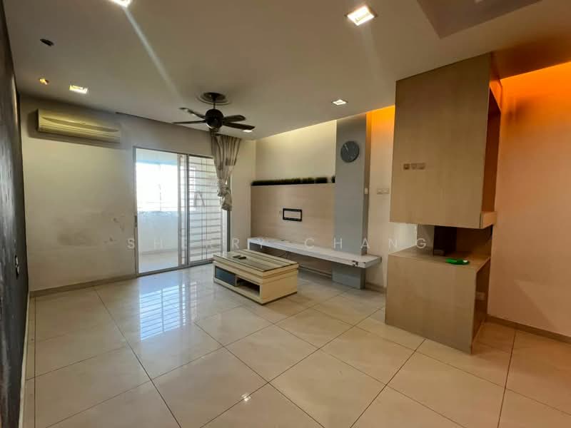 Condominium for Sale at Paradesa Tropika II - Sherry Chang - Living Room - PropertyGuru.com.my