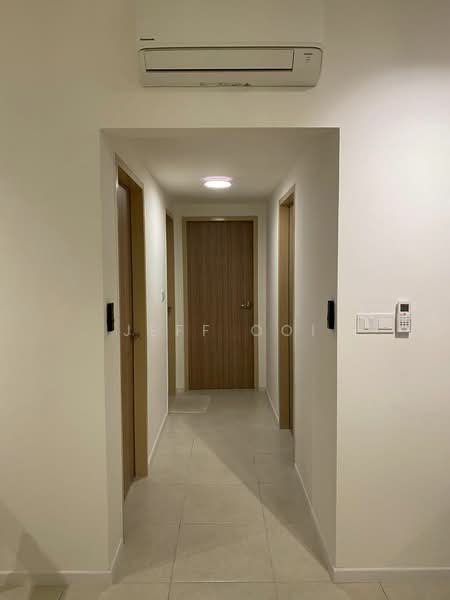 Kondominium untuk Disewa di Granito - Jeff Ooi - Corridor - PropertyGuru.com.my