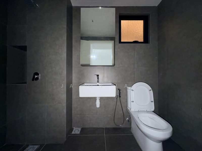 Condominium for Sale at D'Terra Residences - Jason Lai - Bathroom - PropertyGuru.com.my