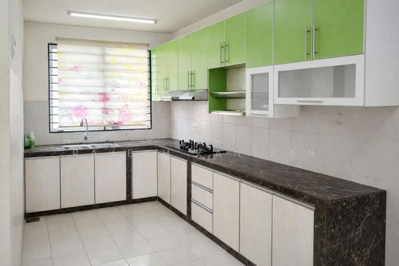 Terraced House for Sale in Bandar Country Homes (Rawang) - Rajesh Kanesan - Kitchen - PropertyGuru.com.my