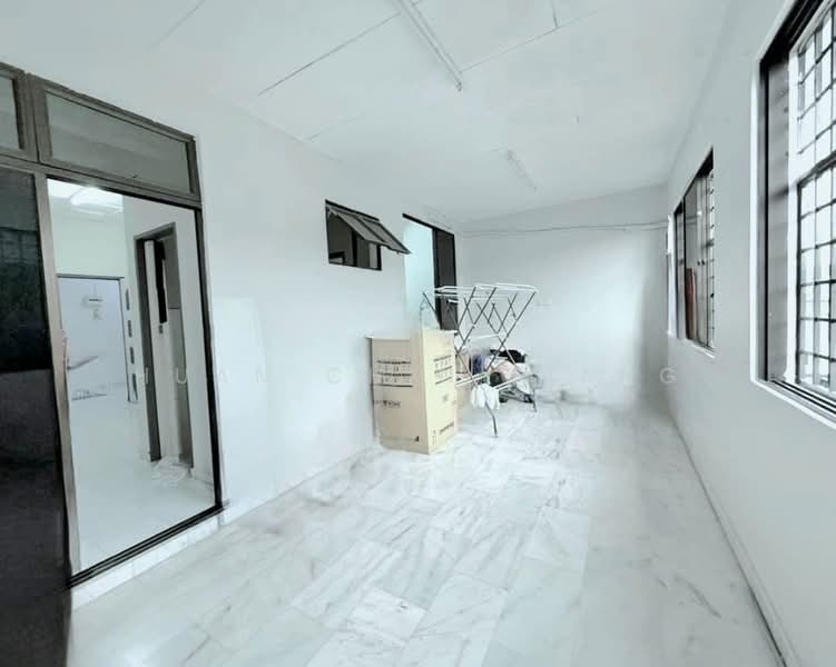Rumah Teres 2 Tingkat untuk Dijual di Taman Desa Cemerlang (Ulu Tiram) - Huan Chin Siang - PropertyGuru.com.my