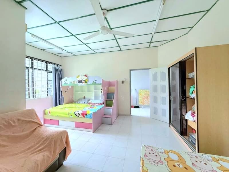 Rumah Teres 2 Tingkat untuk Dijual di Taman Desa Cemerlang (Ulu Tiram) - Huan Chin Siang - PropertyGuru.com.my