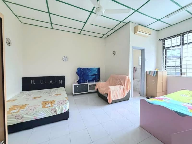 Rumah Teres 2 Tingkat untuk Dijual di Taman Desa Cemerlang (Ulu Tiram) - Huan Chin Siang - PropertyGuru.com.my
