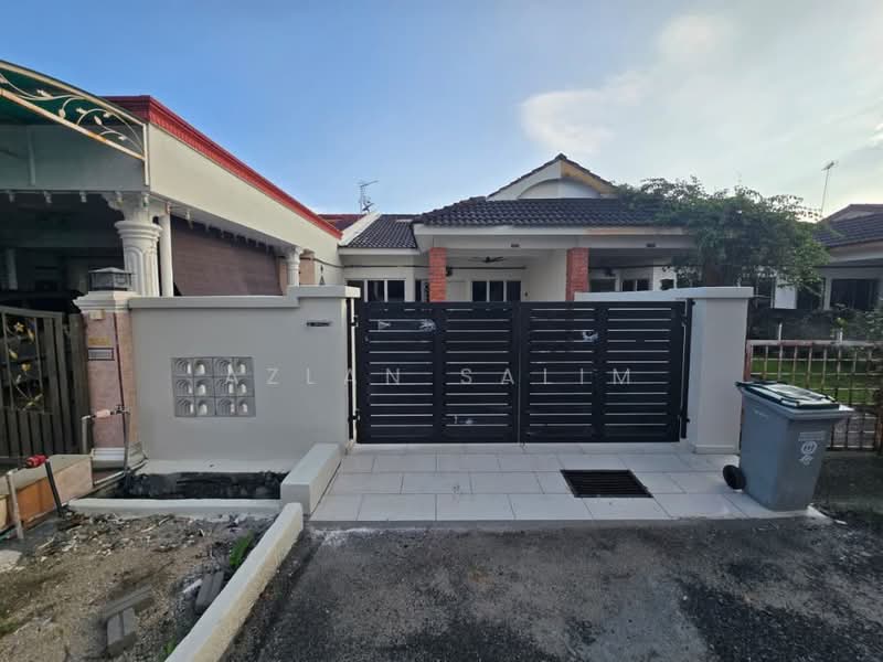1-storey Terraced House for Sale in Taman Rasah Jaya (Rasah) - Azlan Salim - PropertyGuru.com.my