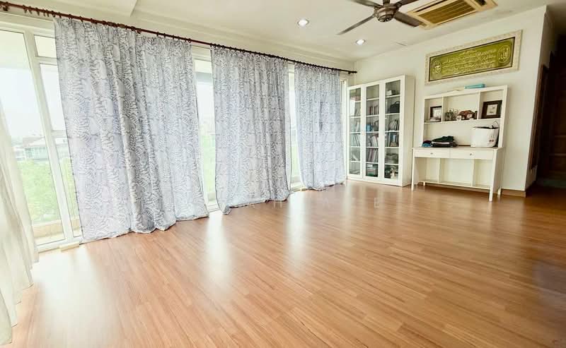 Rumah Teres 2.5 Tingkat untuk Dijual di USJ Heights (Subang Jaya) - Farah Aze - Living Room - PropertyGuru.com.my