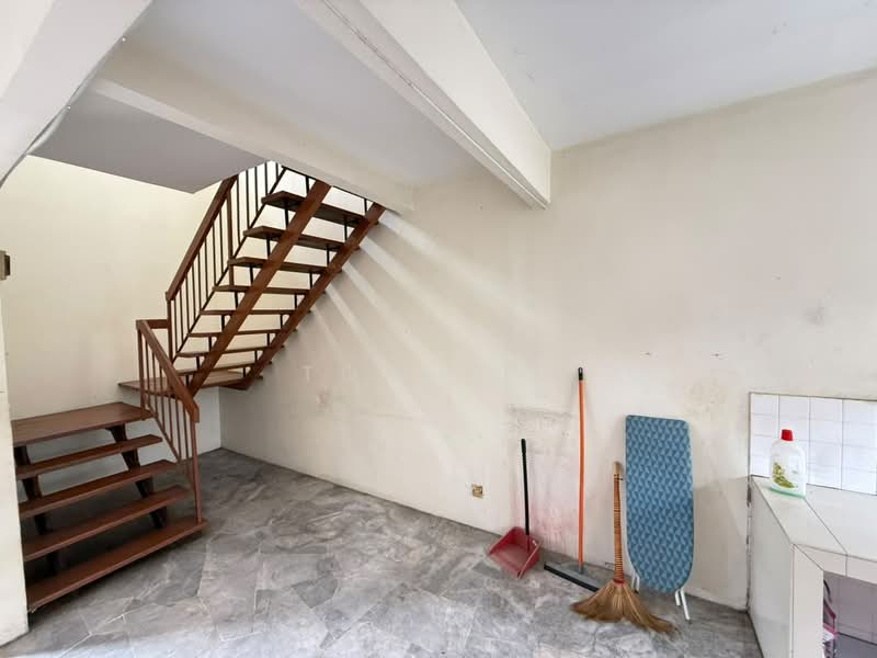 2-storey Terraced House for Sale in U5,Taman Subang Perdana (Shah Alam) - Tom Yip - Interior - PropertyGuru.com.my