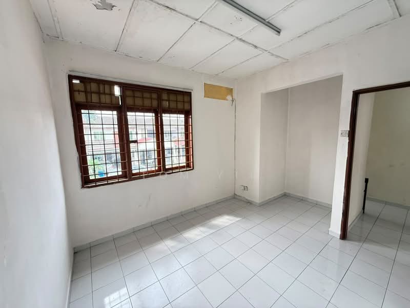 2-storey Terraced House for Sale in U5,Taman Subang Perdana (Shah Alam) - Tom Yip - Interior - PropertyGuru.com.my