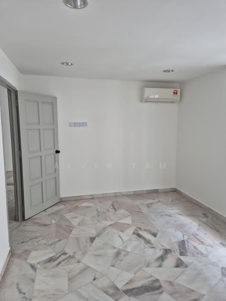 Apartment for Sale at Greenview Apartment - Alvin Tam - Interior - PropertyGuru.com.my