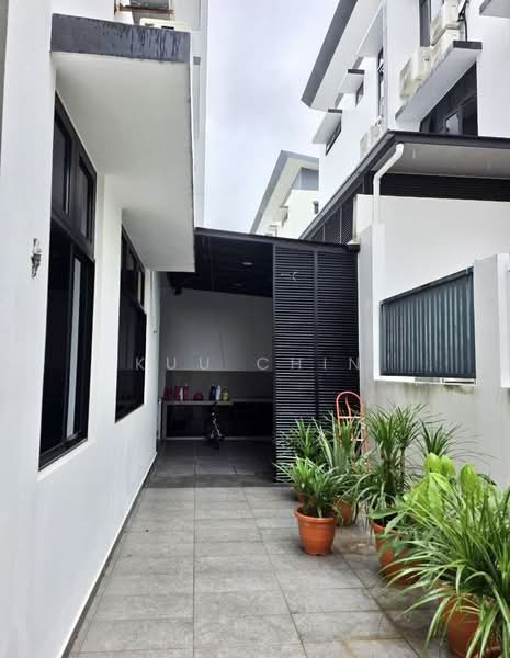 Semi-Detached House for Sale in Taman Nusa Sentral (Iskandar Puteri (Nusajaya)) - Kuu Chin - Exterior - PropertyGuru.com.my