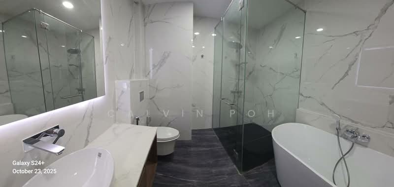 Servis Apartment untuk Disewa di Core Residence @ TRX - Calvin Poh - Bathroom - PropertyGuru.com.my