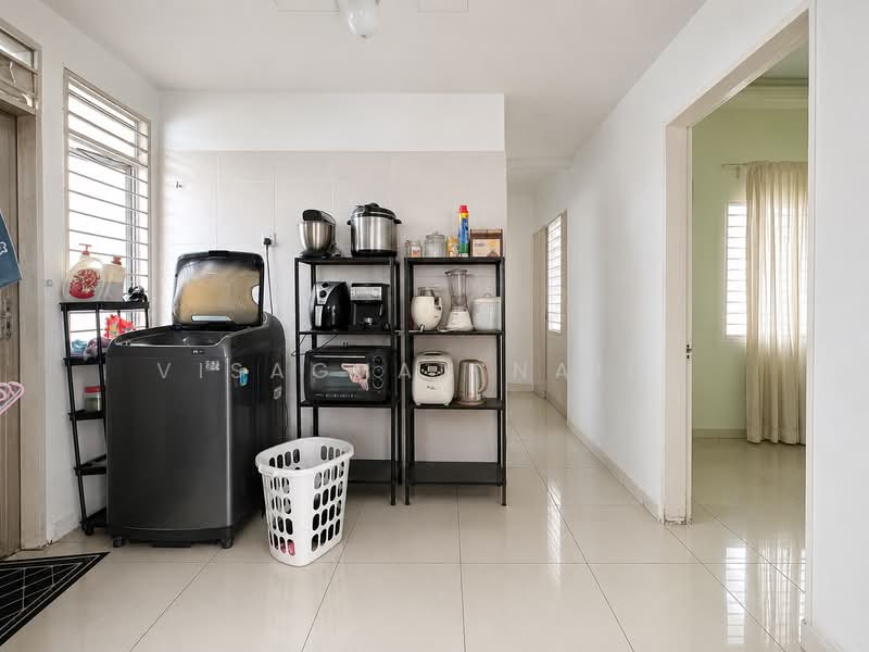 Semi-Detached House for Sale in Rawang (Selangor) - Visaghan Naidu - Kitchen - PropertyGuru.com.my