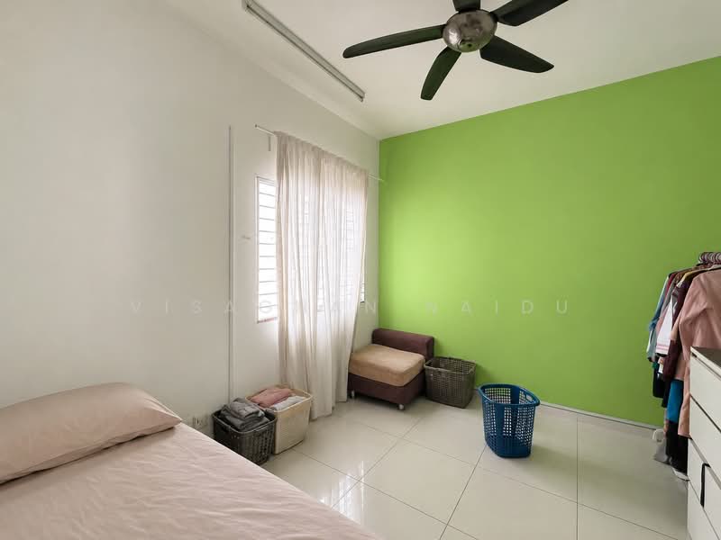 Semi-Detached House for Sale in Rawang (Selangor) - Visaghan Naidu - Bedroom - PropertyGuru.com.my