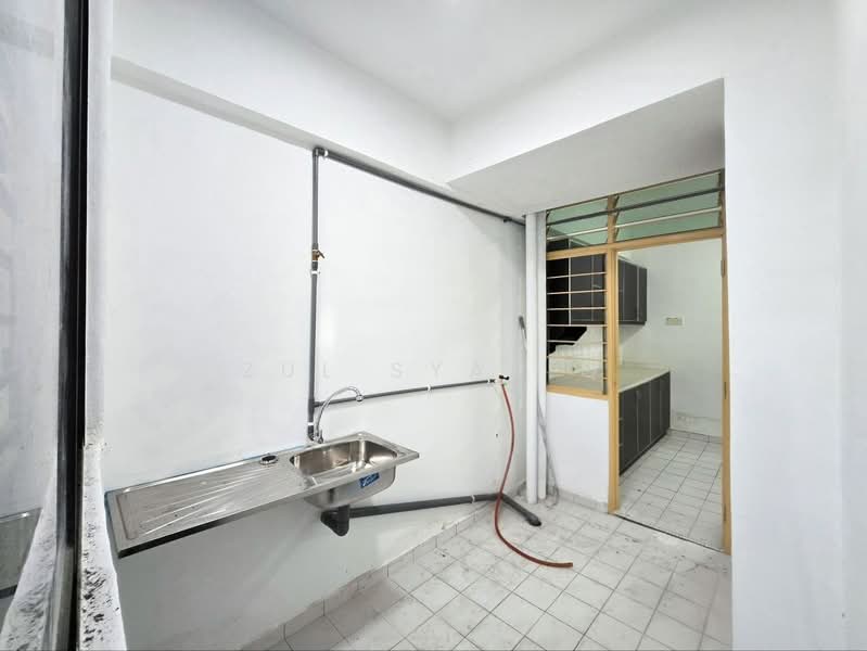 Pangsapuri untuk Dijual di Cheras Utama - Zul Syafiq - Kitchen - PropertyGuru.com.my
