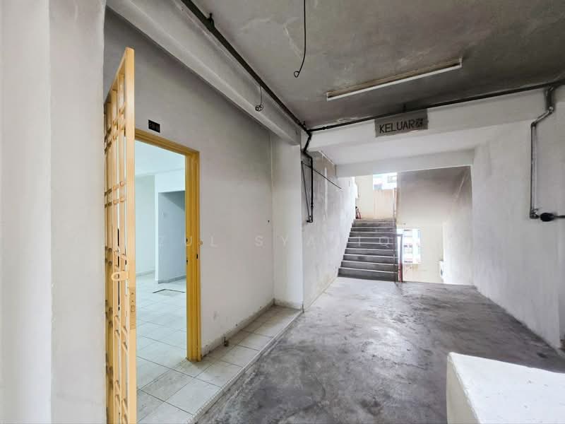 Pangsapuri untuk Dijual di Cheras Utama - Zul Syafiq - Corridor - PropertyGuru.com.my