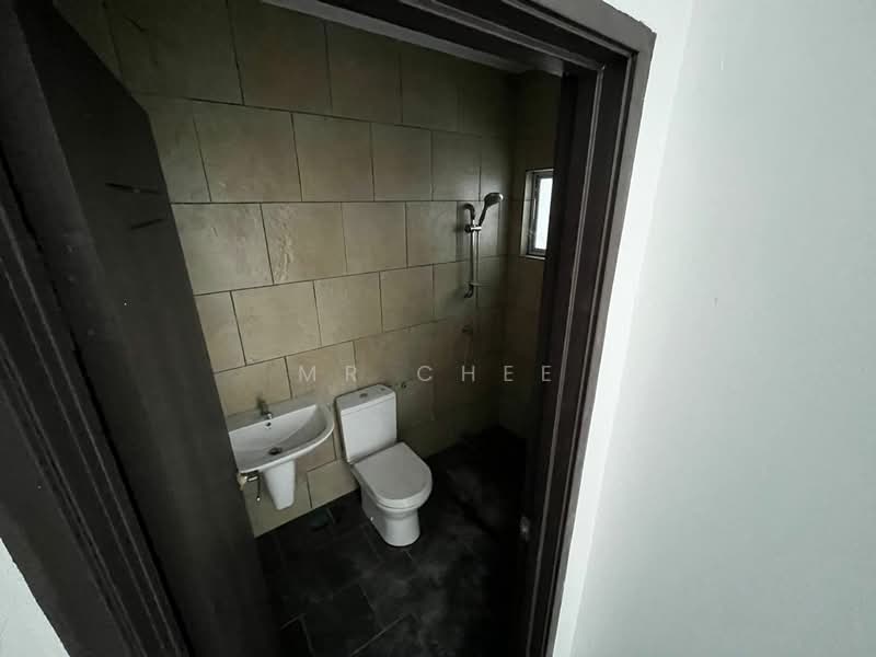Cluster House for Sale in Anjung Tawas Sinaran (Ipoh) - Mr Chee - Bathroom - PropertyGuru.com.my