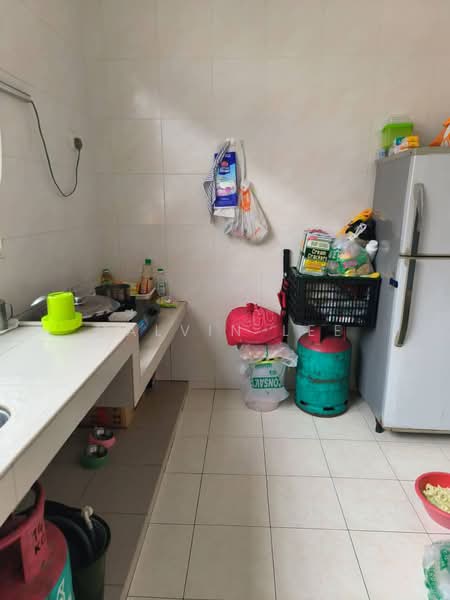 Flat for Sale at Taman Daya - Jalan Bertam 1, 10 and 16 - Calvin Lee - Kitchen - PropertyGuru.com.my
