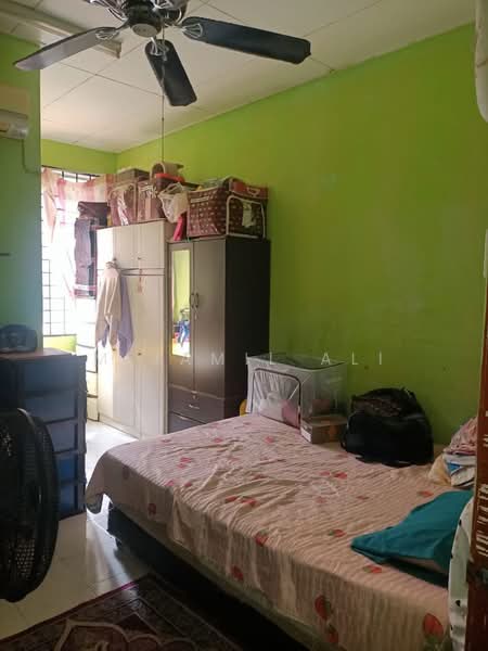 Rumah Teres 2 Tingkat untuk Dijual di Bandar Putra Bertam (Kepala Batas) - M Jamil Ali - Bedroom - PropertyGuru.com.my