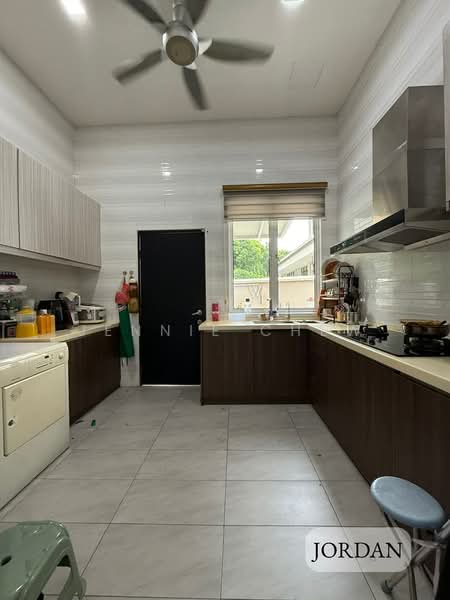 Rumah Banglo untuk Dijual di Setia Eco Park (Setia Alam) - Jennie Chew - Kitchen - PropertyGuru.com.my