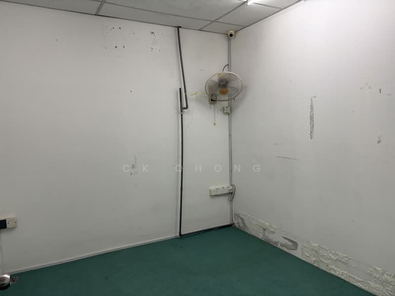 Shop / Office for Rent in Taman Serdang Jaya (Seri Kembangan) - CK Chong - Interior - PropertyGuru.com.my