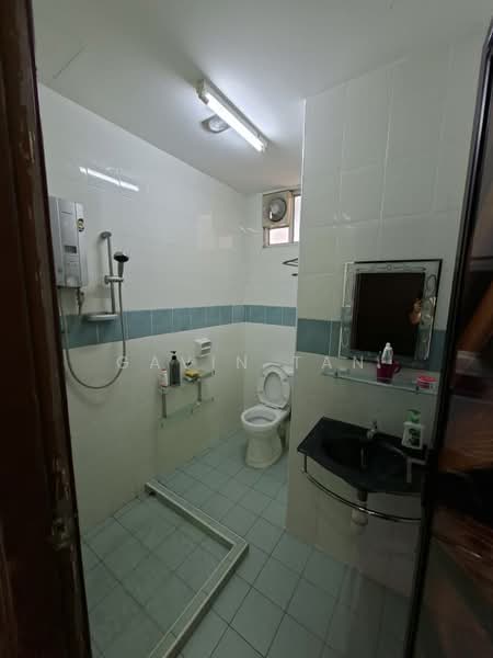 Kondominium untuk Dijual di Vista Gambier - Gavin Tan - Bathroom - PropertyGuru.com.my