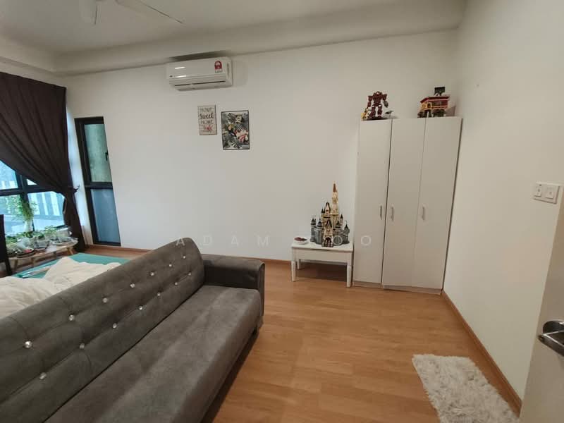 Servis Apartment untuk Dijual di EkoCheras Service Residences - Adam Foo - Living Room - PropertyGuru.com.my