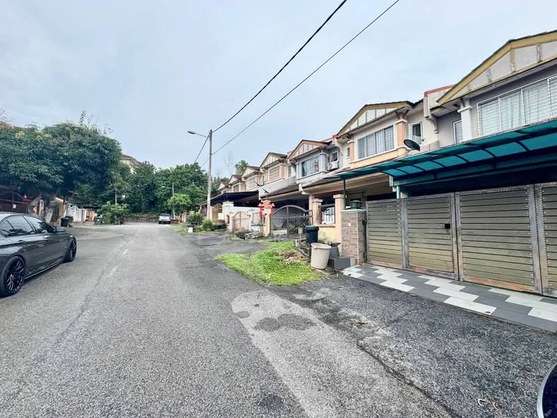 2-storey Terraced House for Sale in Taman Prima Saujana (Kajang) - Fazri . - PropertyGuru.com.my