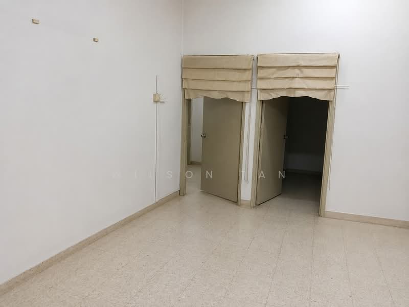 Shop / Office for Sale in Taman Desa (Kuala Lumpur) - Wilson Tan - Interior - PropertyGuru.com.my