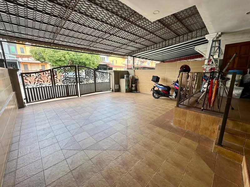 Rumah Teres 2 Tingkat untuk Dijual di Taman Universiti (Bangi) - Fazri . - PropertyGuru.com.my