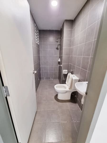Servis Apartment untuk Dijual di V-Residensi 2 - Allen Ang - Bathroom - PropertyGuru.com.my