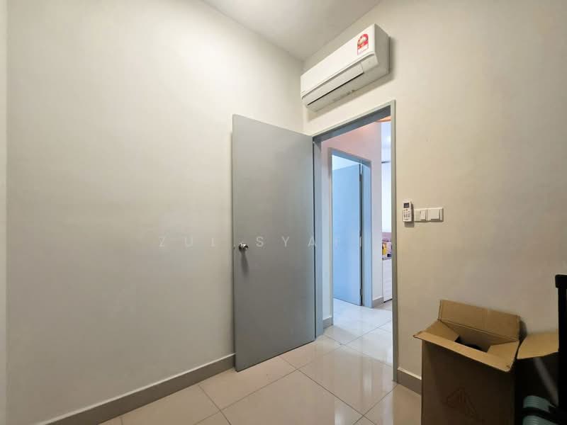 Service Residence for Sale at Residensi MH Platinum 2 - Zul Syafiq - Interior - PropertyGuru.com.my