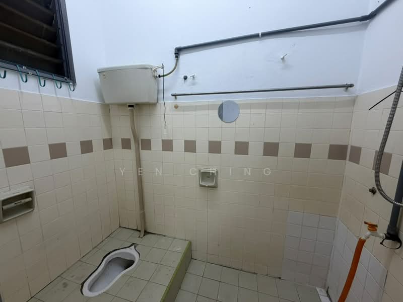 Rumah Teres 2 Tingkat untuk Disewa di Bandar Menjalara (Kuala Lumpur) - Yen Ching - Bathroom - PropertyGuru.com.my