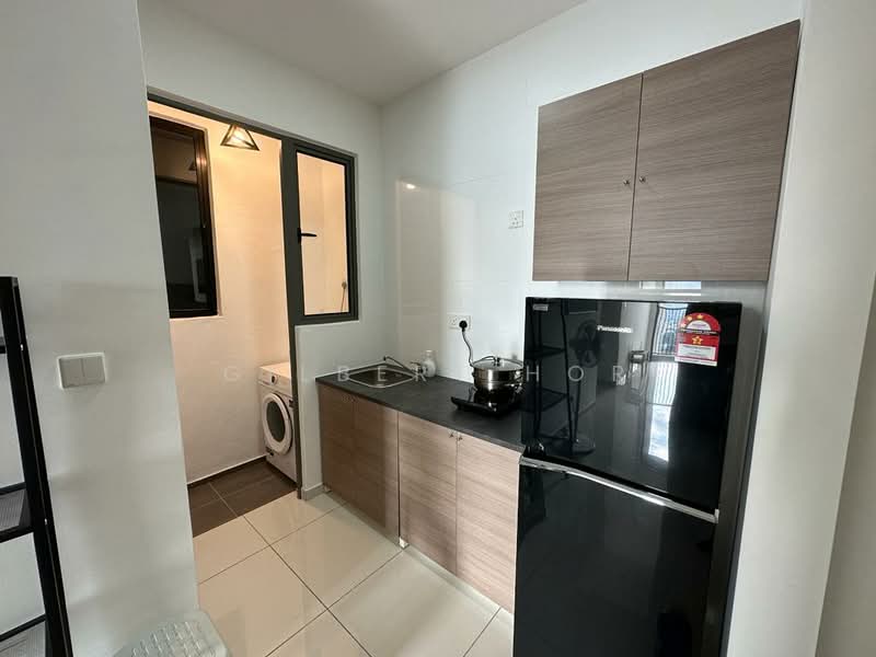 Servis Apartment untuk Disewa di Kenwingston Platz - Gilbert Hor - Kitchen - PropertyGuru.com.my