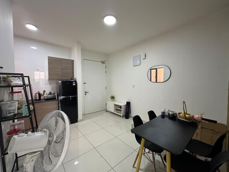 Servis Apartment untuk Disewa di Kenwingston Platz - Gilbert Hor - Kitchen - PropertyGuru.com.my