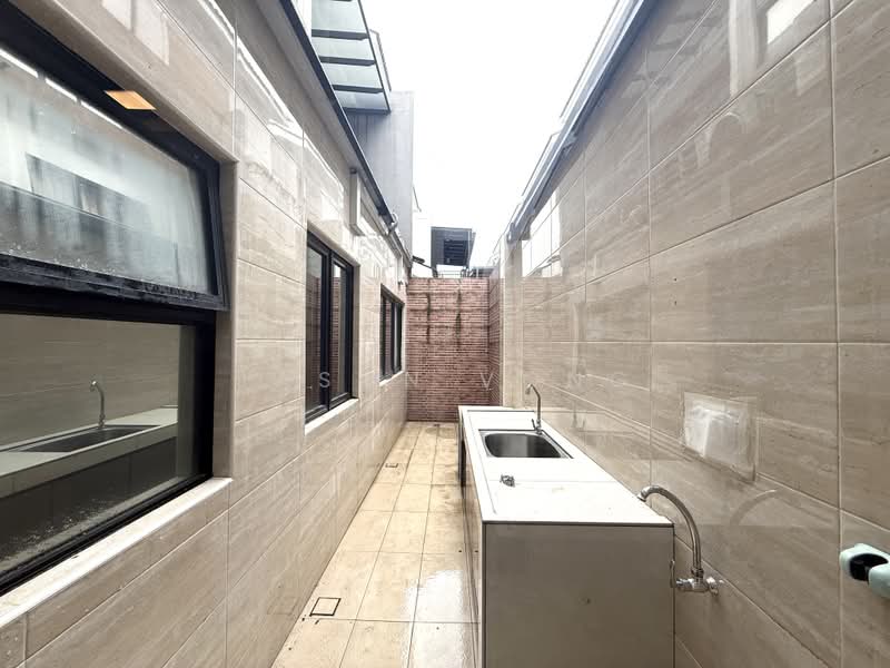 Rumah Teres 3-Tingkat untuk Dijual di Lake Fields (Sungai Besi) - Jason Vong - Exterior - PropertyGuru.com.my