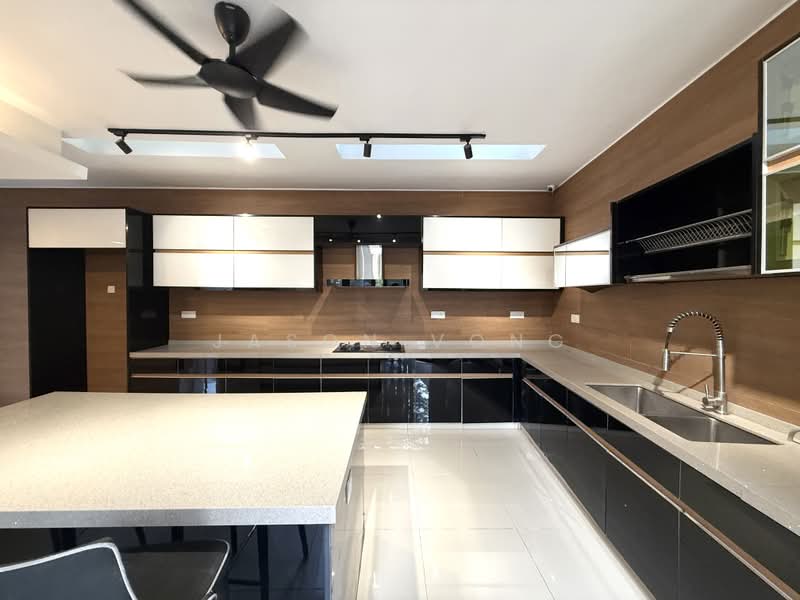 Rumah Teres 3-Tingkat untuk Dijual di Lake Fields (Sungai Besi) - Jason Vong - Kitchen - PropertyGuru.com.my