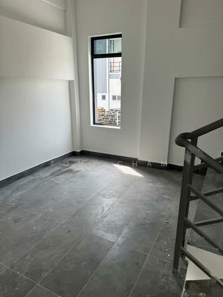 Detached Factory for Rent in Sungai Kapar Indah Industrial Park (Kapar) - Tony Cham - Interior - PropertyGuru.com.my