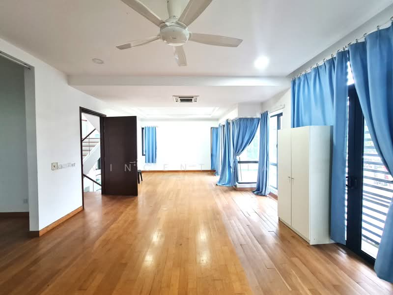 Rumah Banglo untuk Dijual di Taman Sains Selangor (Kota Damansara) - Vincent Liaw - Living Room - PropertyGuru.com.my