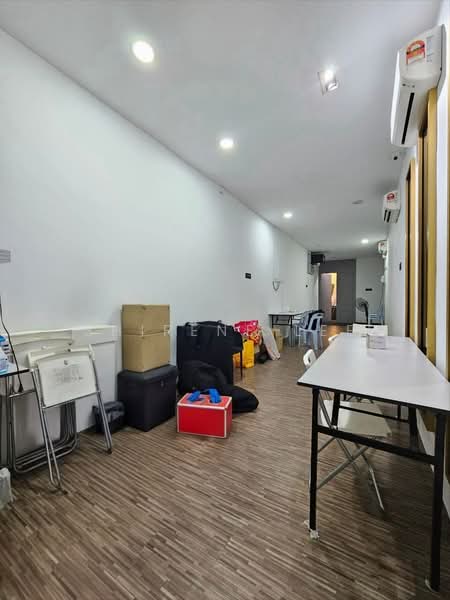 Shop / Office for Rent in Taman Molek (Johor Bahru) - Shirene Lee - PropertyGuru.com.my