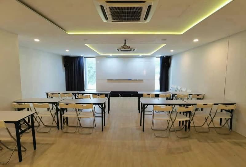 Shop / Office for Rent in Taman Molek (Johor Bahru) - Shirene Lee - PropertyGuru.com.my