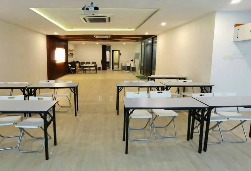 Shop / Office for Rent in Taman Molek (Johor Bahru) - Shirene Lee - PropertyGuru.com.my