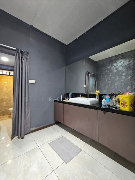 Shop / Office for Rent in Taman Molek (Johor Bahru) - Shirene Lee - PropertyGuru.com.my