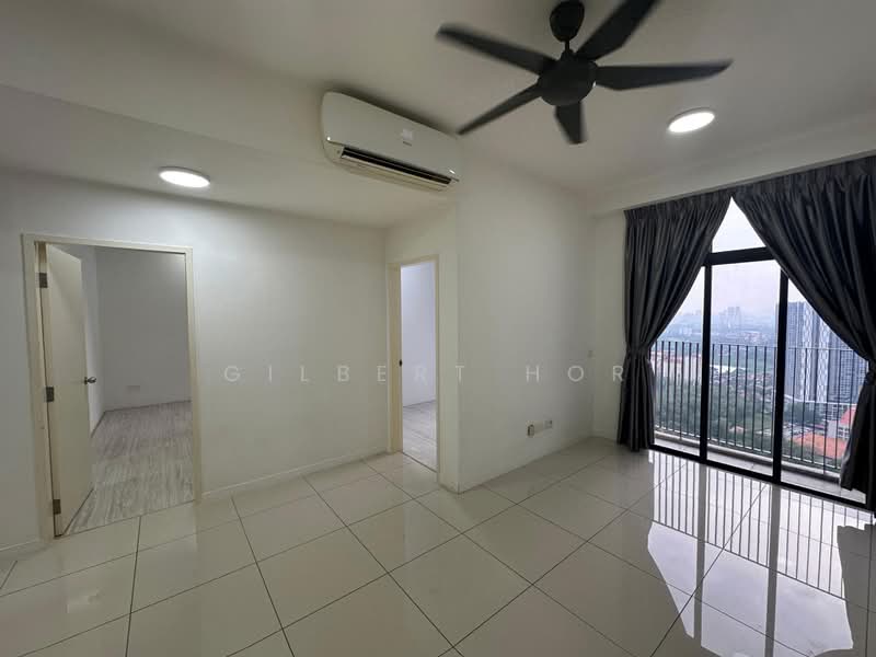 Servis Apartment untuk Disewa di Lexa Residence @ The Quartz WM - Gilbert Hor - Living Room - PropertyGuru.com.my