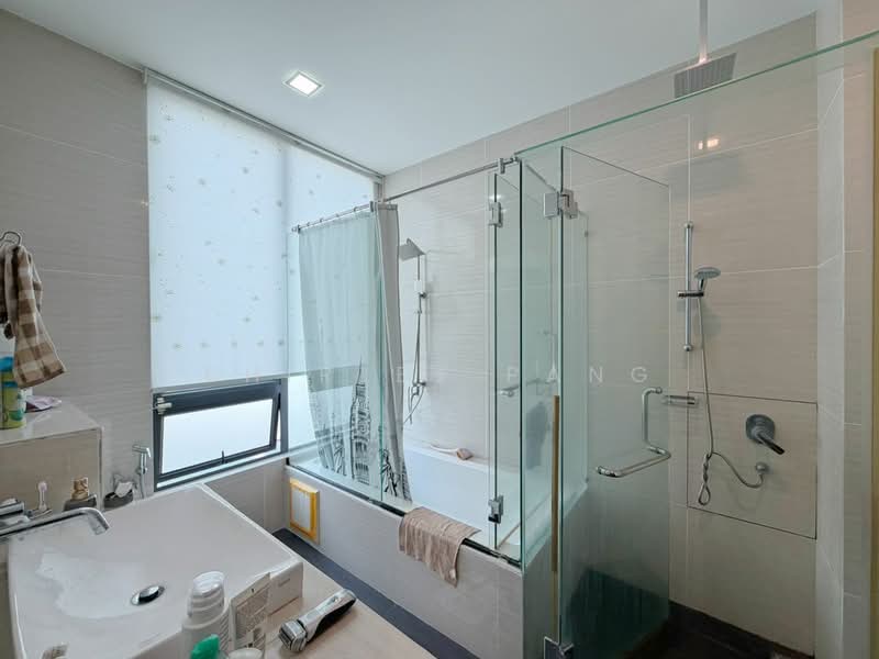 Rumah Berkembar untuk Dijual di Setia Eco Gardens (Gelang Patah) - Shirley Pang - Bathroom - PropertyGuru.com.my