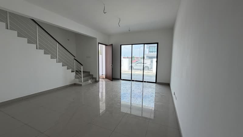 Rumah Teres 2-Tingkat untuk Disewa di Tebrau (Johor) - KK Koh - Living Room - PropertyGuru.com.my