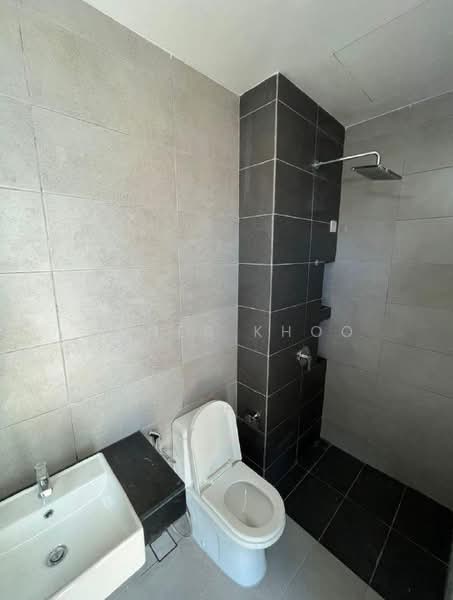 Kondominium untuk Dijual di D' Starlingtton - Agnes Khoo - Bathroom - PropertyGuru.com.my