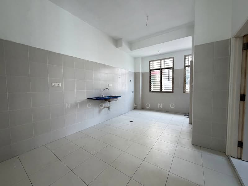 Rumah Teres 2 Tingkat untuk Dijual di Bandar Dato Onn (Tebrau) - Nico Chong - Kitchen - PropertyGuru.com.my