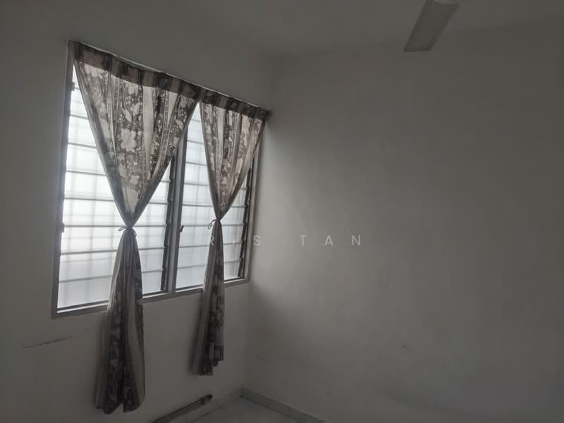 Flat for Sale at Taman Lip Sin Block 1, 3 & 5 - Iris Tan - PropertyGuru.com.my