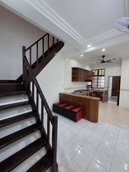 1.5-storey Terraced House for Rent in Taman Molek (Johor Bahru) - Henric Chng - Interior - PropertyGuru.com.my